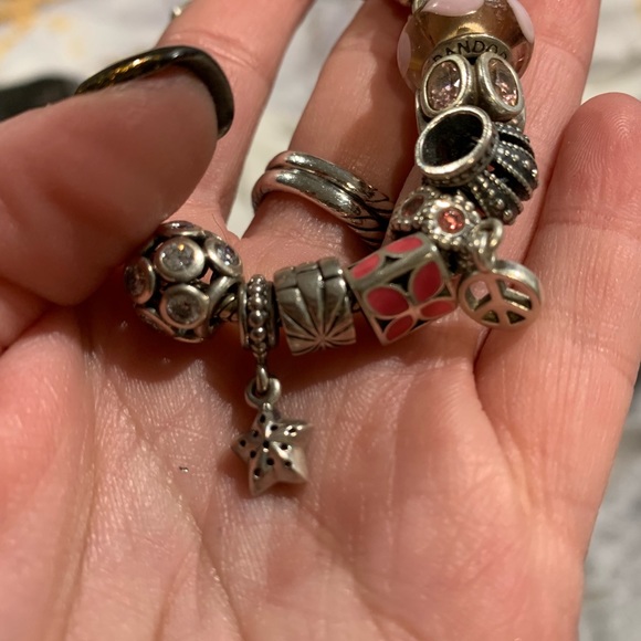 Authentic pandora bracelet - Picture 3 of 6